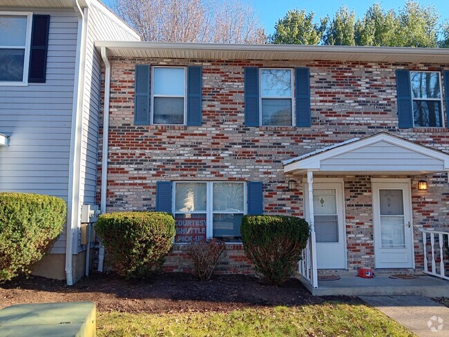 Building Photo - 206 Janie Ln Unit 1 Rental