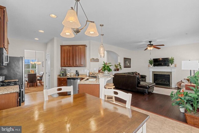 13727 Port Commerce Ct