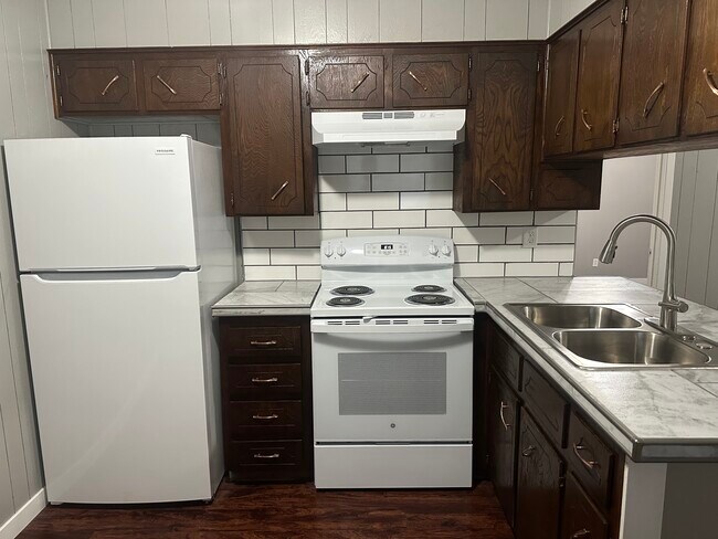 Photo - Clinkenbeard Multi Family Unit 3101-4