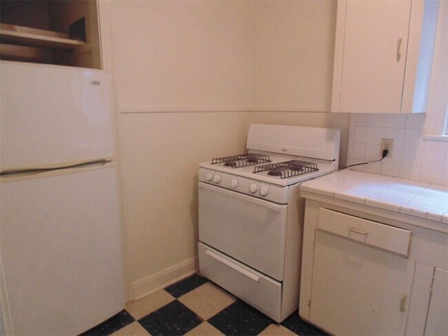 Photo - 1006 1/2 W 22nd St Unidad I