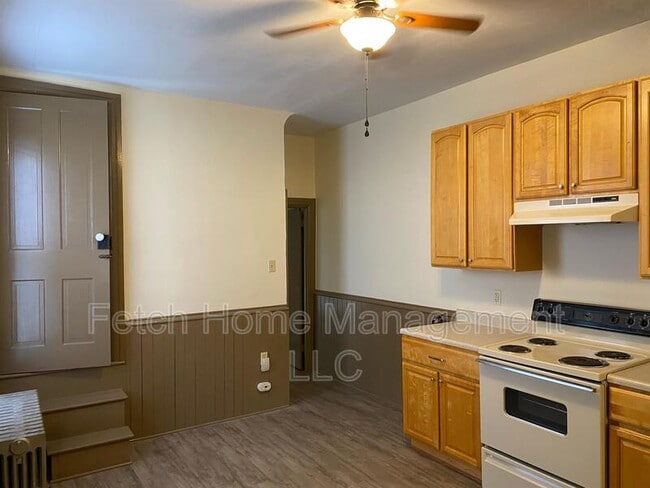 Photo - 129 N 2nd St