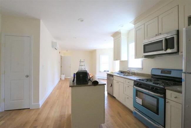 Photo - 221 Massachusetts Ave Unit 2