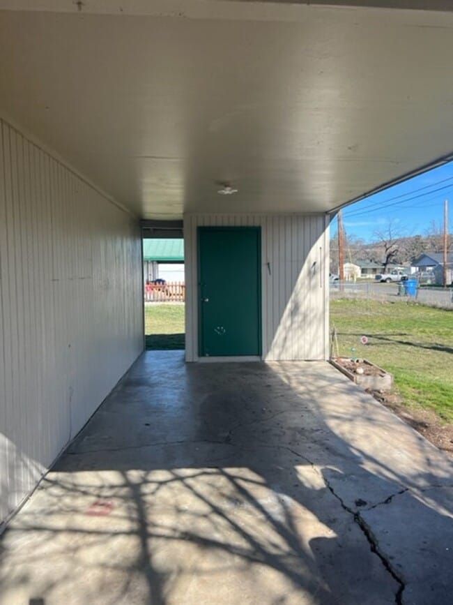 Photo - 204-206 FARGO Unit 204