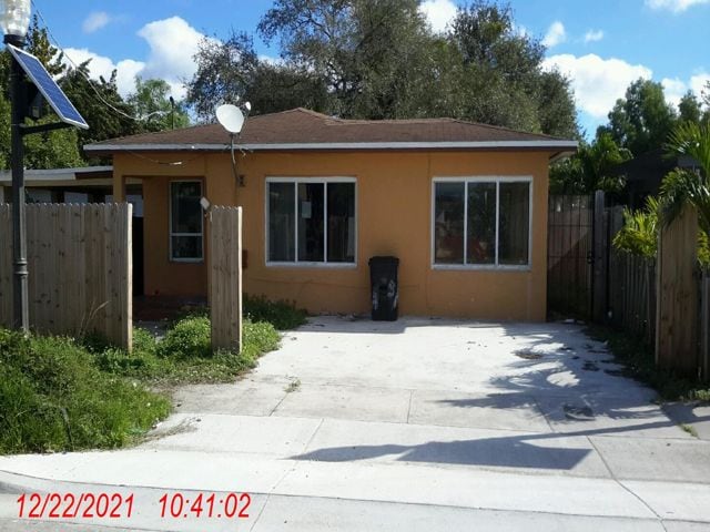 Photo - 640 NW 15th Terrace