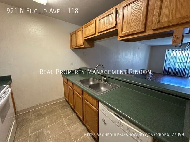 Photo - 921 N Euclid Ave