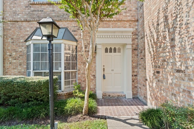 Photo - 600 Wilcrest Dr