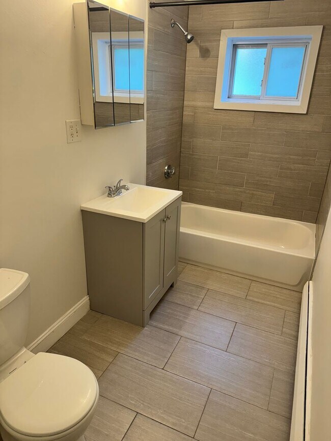 Photo - Great 1 bedroom Available 1/1/26