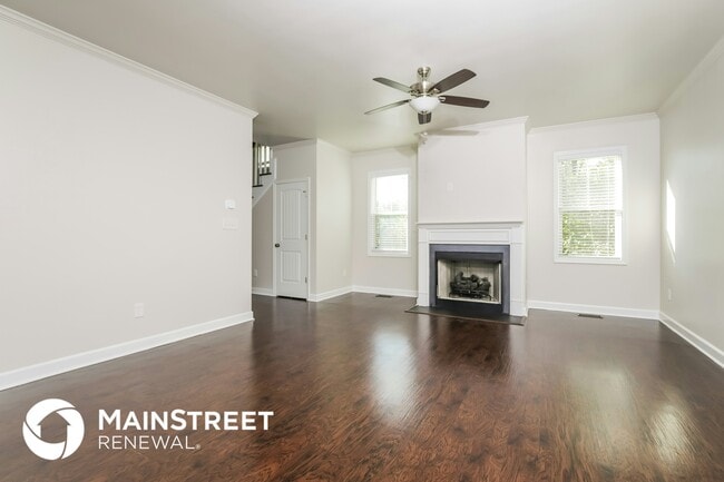 Photo - 190 Alcock Ln