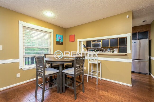 Photo - 3810 Old Rosebud Ct