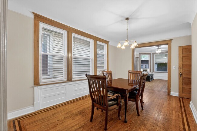 Photo - 18 Boyd Ave Unit 2
