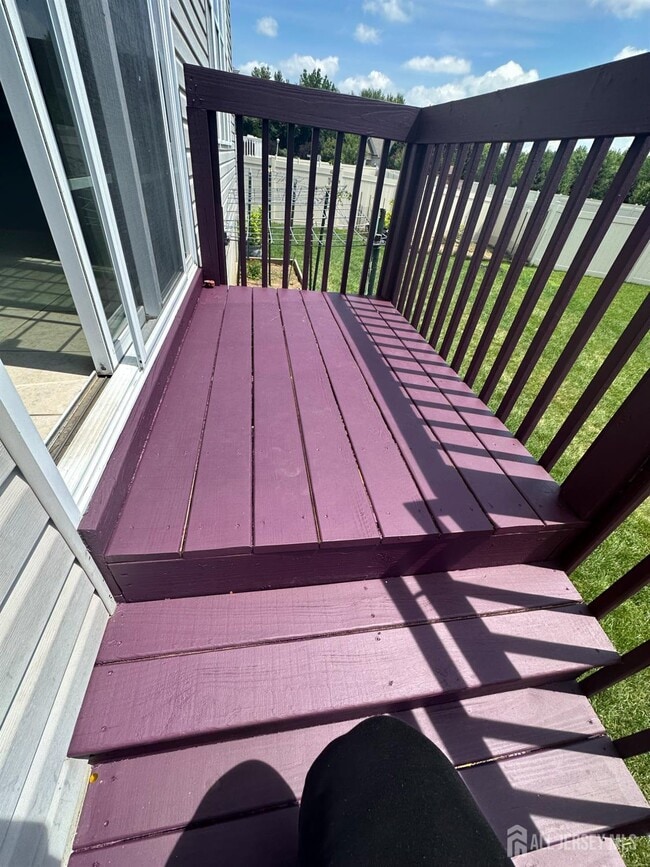 Photo - 25 Eddington Ln