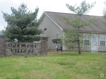 Building Photo - 9103-4E Pembroke Rd Rental