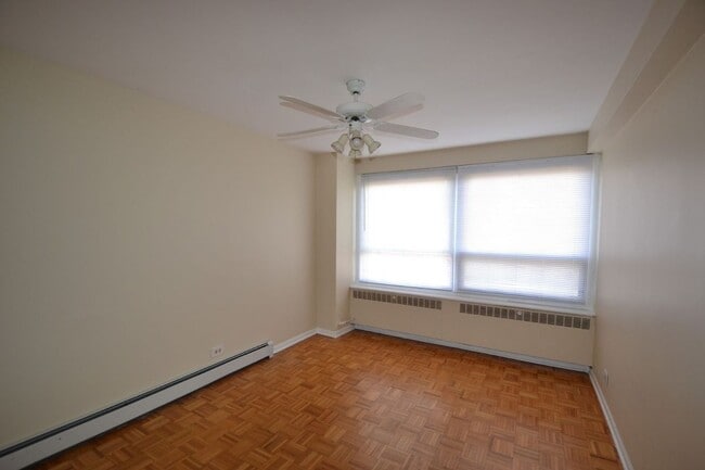 Photo - 4180 N Marine Dr Unidad APT 1409