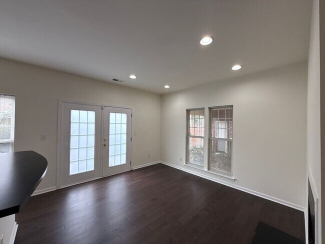 Photo - T.R. Lawing Realty Property