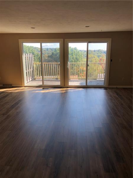 Photo - 370 Nature Trail Ln