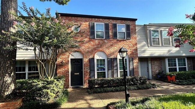 Building Photo - 407 Bendwood Dr Unit 38 Rental