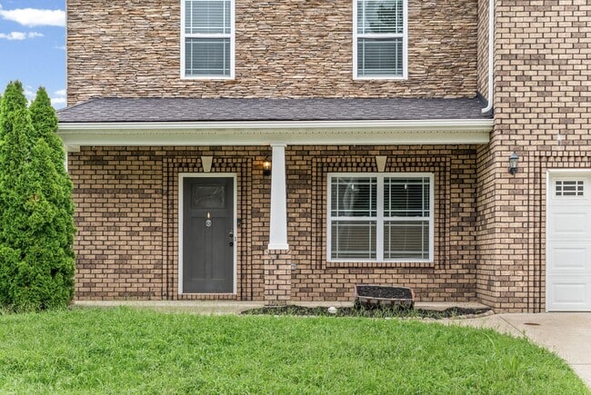 880 Cherry Blossom Ln