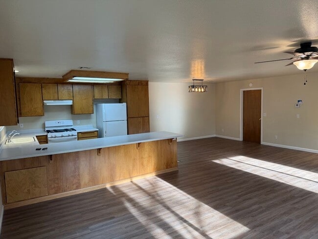 Photo - Huge Three Bedroom Townhouse with Garage and Backyard! Unit 48-1