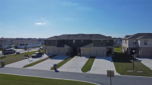 Photo - 1719 Walnut Crk Dr