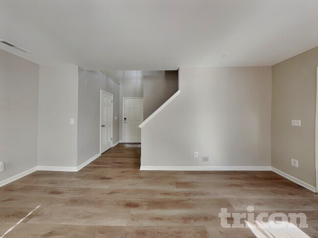 Photo - 3929 Grandover Dr House