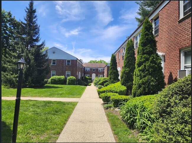 Photo - 79 N Broadway Unidad 1L