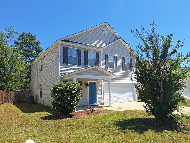 Wonderful Four Bedroom Home in Northeast C... - Wonderful Four Bedroom Home in Northeast C...