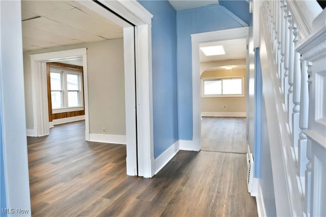 Photo - 2785 Deforest Rd SE