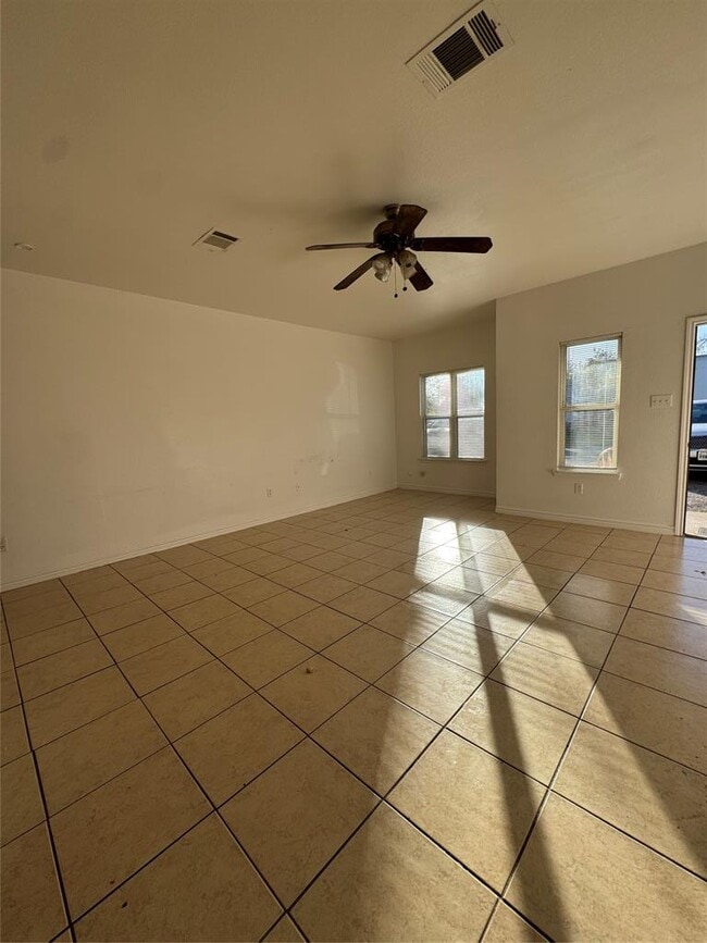 Photo - 609 Martin Luther King Blvd