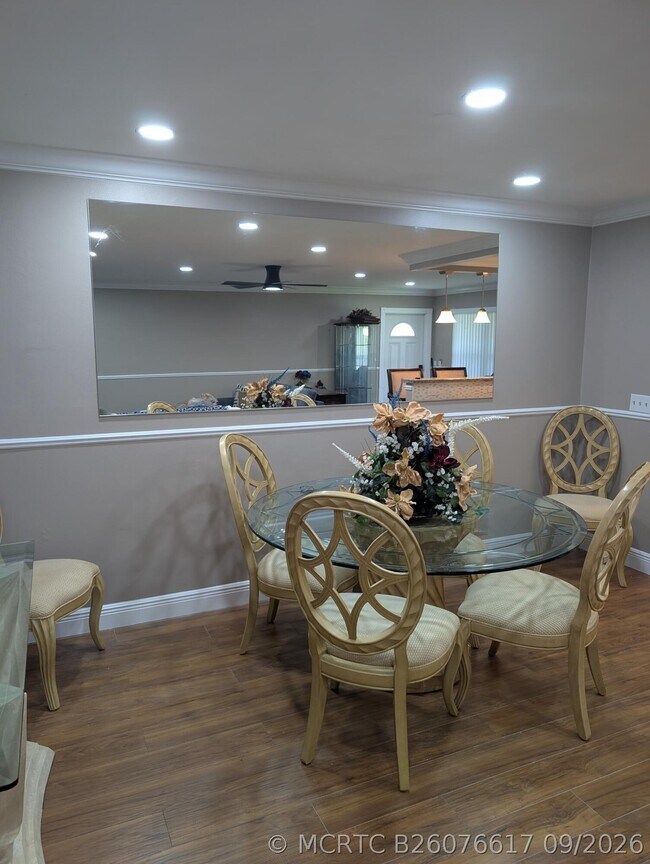 855 North Dr
