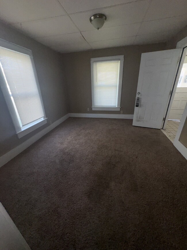 Photo - 207 S Clarence St Unidad A