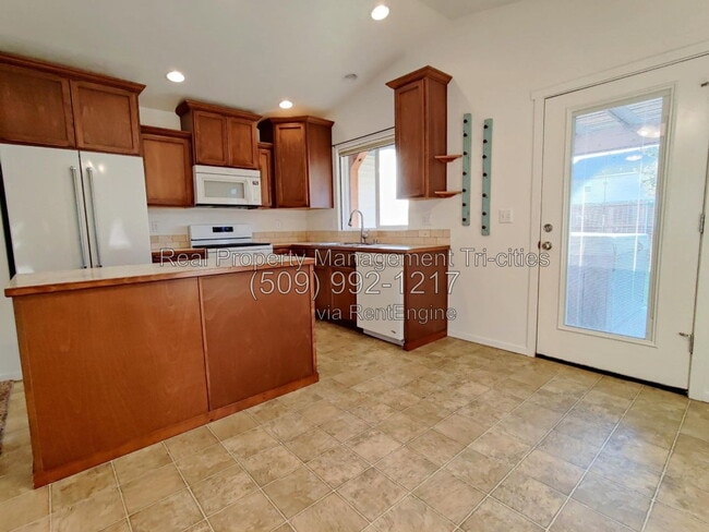 Photo - 5825 Sidon Ln
