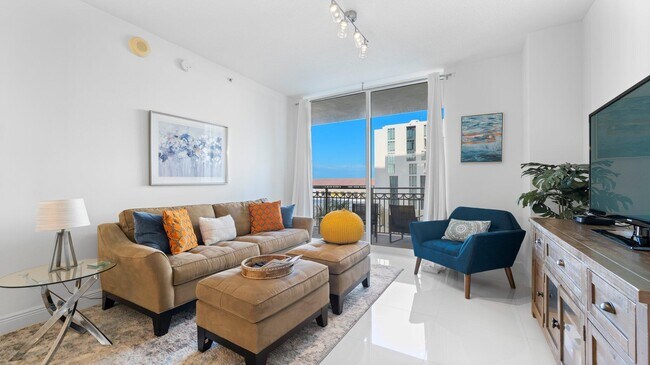 Photo - 550 Okeechobee Blvd Unit 620