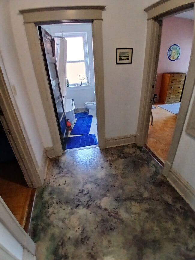 6119 Waterman Blvd Unit 6121 Waterman Blvd