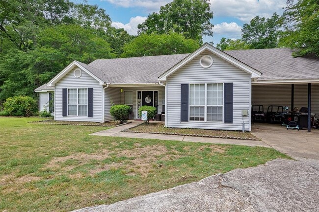 Photo - 105 Foxwood Ct