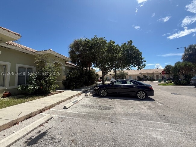 13276 Old Biscayne Dr Unit 305