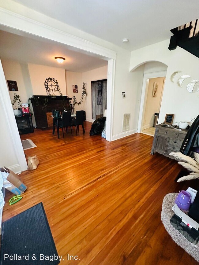 Photo - 3 br, 2.5 bath House - 3417 Delaware Ave.