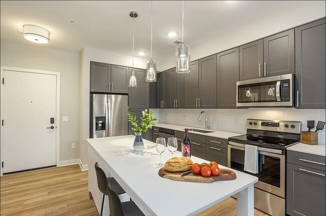 Photo - The Bellagio - Waterfront Marina Living