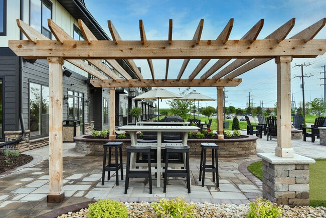 Photo - Fernbrook View Apartments