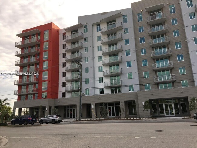 Building Photo - 7875 NW 107th Ave Unit 212