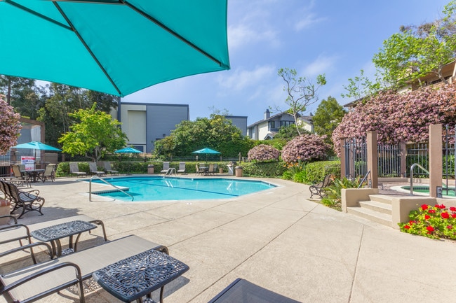 Clubhouse, Tennis, Pool, Hot Tub - 8840 Villa La Jolla Dr Unit 306