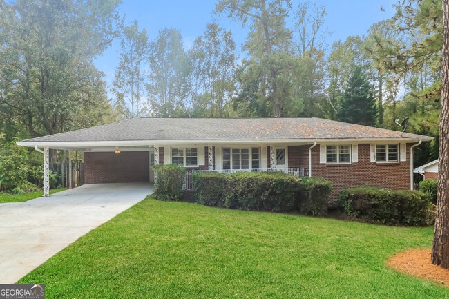 Photo - 1255 Angelia Dr SW