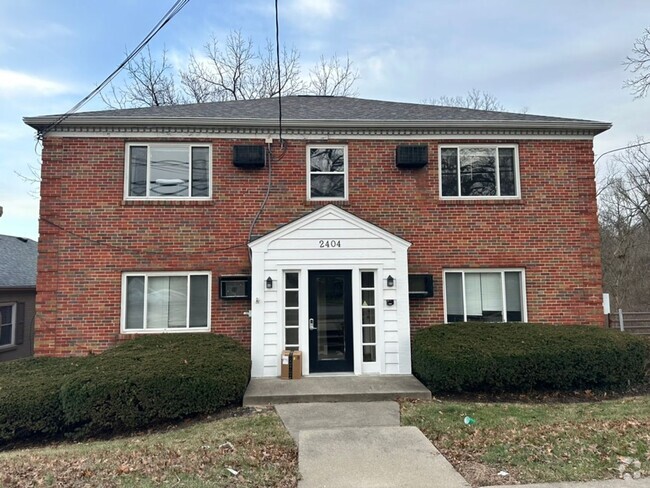 Building Photo - 2404 Beechmont Ave Unit 4 Rental