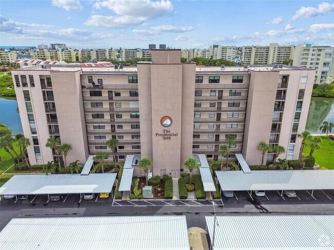 Building Photo - 7600 Sun Island Dr S Unit 204 Rental