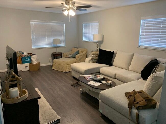 Photo - 7645 Orland Park