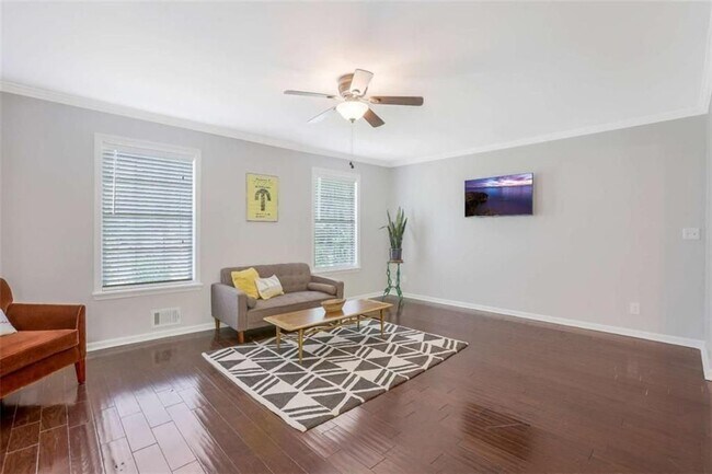 Photo - 3211 Flamingo Dr