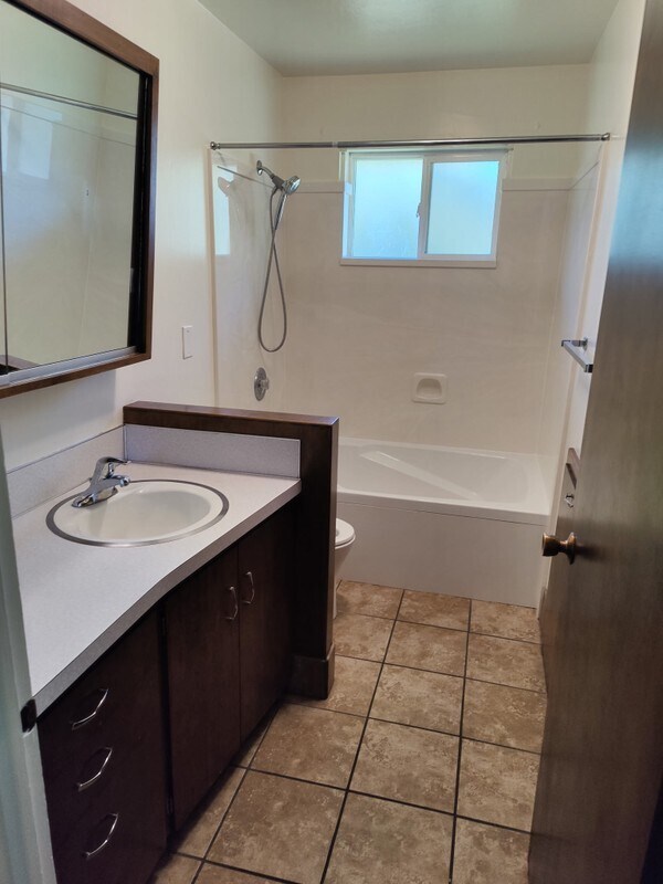 Photo - 262 W 1600 N St Unit 1