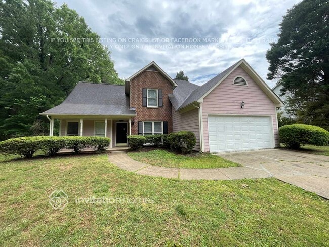 Building Photo - 2900 Oakcroft Dr