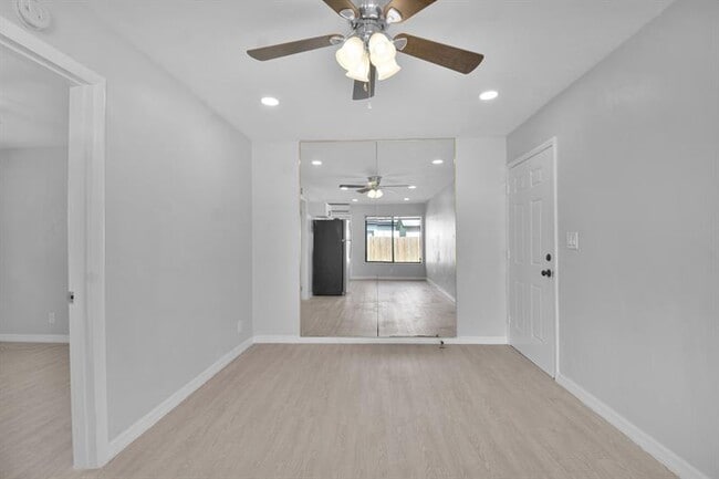 Photo - 6101 NW 9th Ct Unit 2
