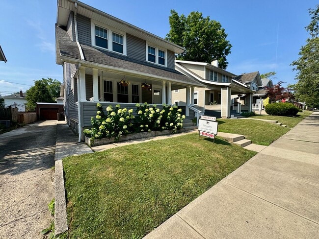 Photo - 1323 W 3rd Ave