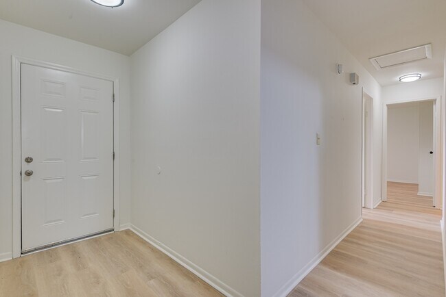 Photo - 4315 Parkwood Dr
